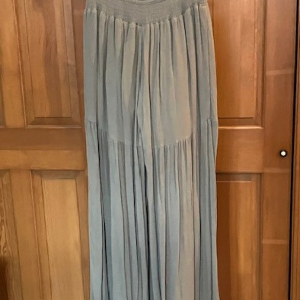 SOLD.   Gauze tiered wide leg lined pants M Tall Gray
